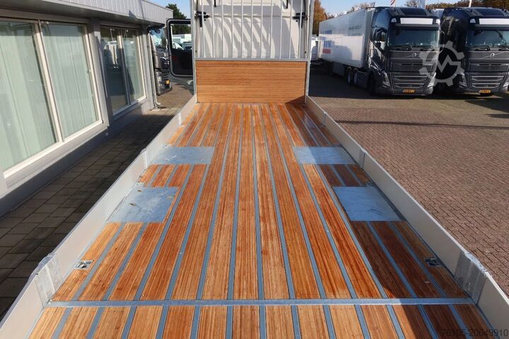 Автомобилен транспортьор Scania R500 NGS Machine oprijwagen Stuur as.