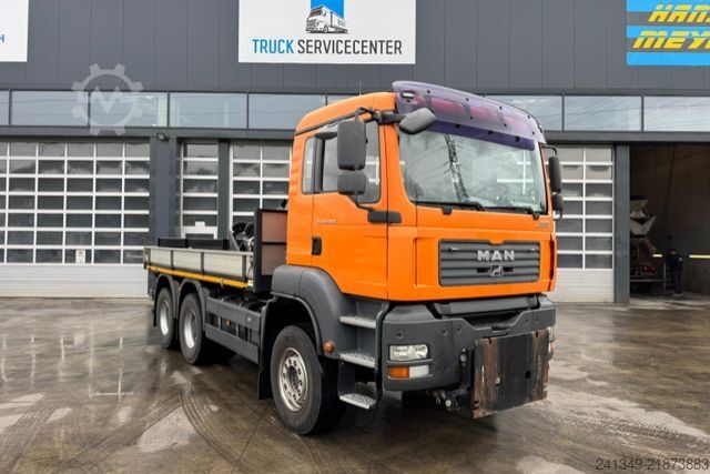 Kamion sa ravnom platformom MAN TGA 26.350 6x4 SWS