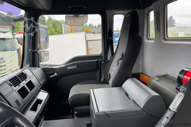 Kamion sa ravnom platformom MAN TGA 26.350 6x4 SWS