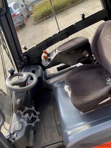 Carretilla elevadora Linde E30