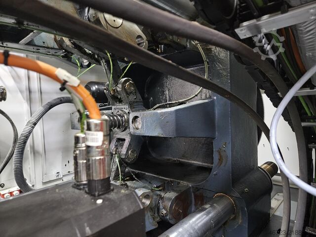 Formsprutningsmaskin FERROMATIK MILACRON Elektra 180-2F