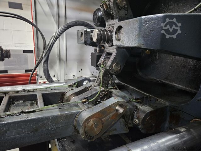 Formsprutningsmaskin FERROMATIK MILACRON Elektra 180-2F