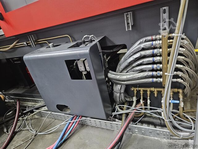 Formsprutningsmaskin FERROMATIK MILACRON Elektra 180-2F