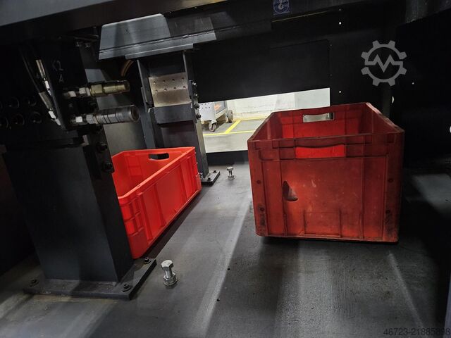 Formsprutningsmaskin FERROMATIK MILACRON Elektra 180-2F