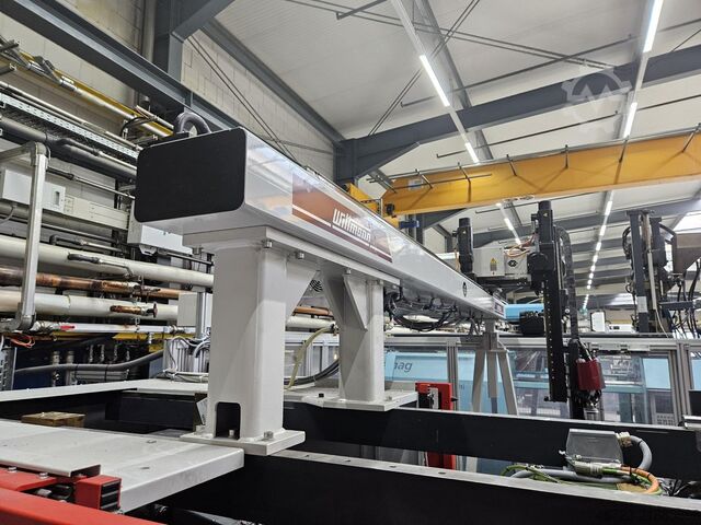 Formsprutningsmaskin FERROMATIK MILACRON Elektra 180-2F
