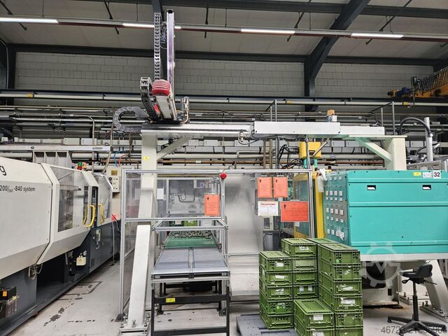 Liejimo mašina Arburg Allrounder 520 S 1600-170