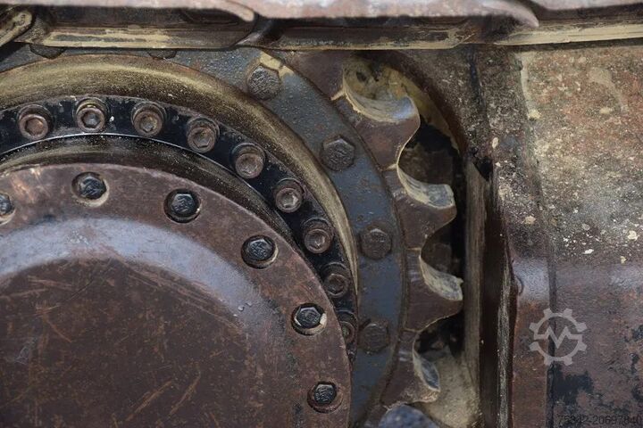 Gravemaskine med larvebånd Caterpillar 323E-stock id2