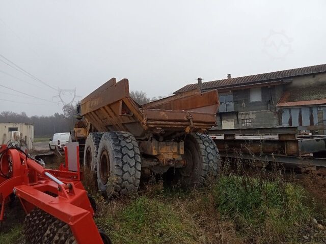 Šarnyrinis savivartis Volvo 5350