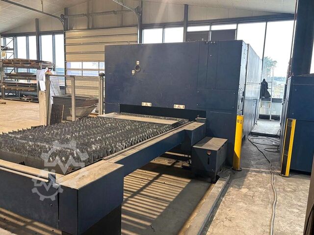 μηχανή κοπής με λέιζερ TRUMPF TruLaser 5030 3kW Fiber