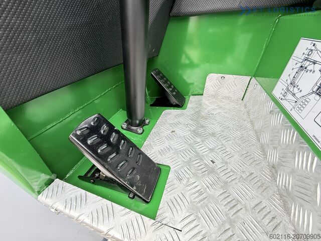 Carretilla elevadora multidireccional Combilift C3000 DIESEL TRIPLEX 4900 POSITIONER