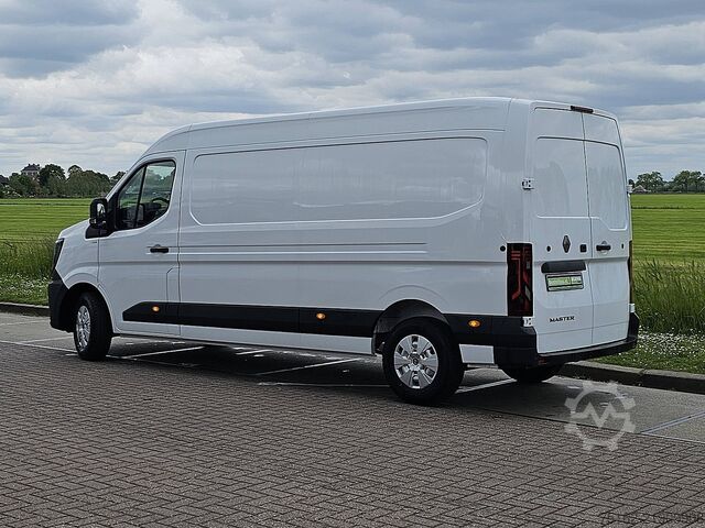 High-roof van RENAULT MASTER L3H2 3.5t Blue