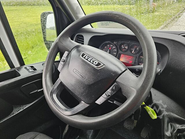 Yüksek tavanlı istasyon vagonu IVECO 