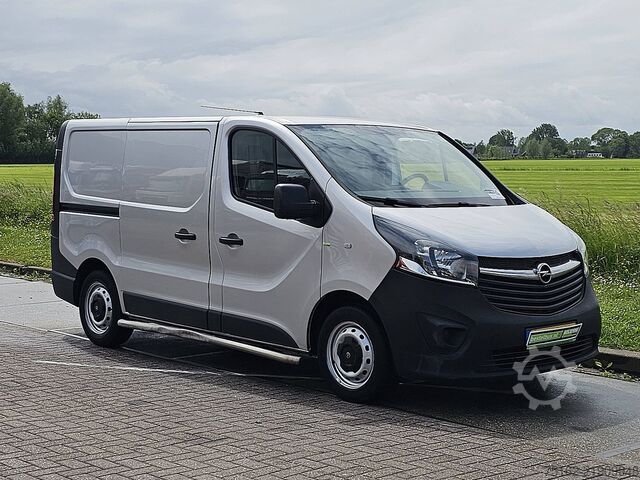 ハイルーフステーションワゴン OPEL VIVARO 1.6
