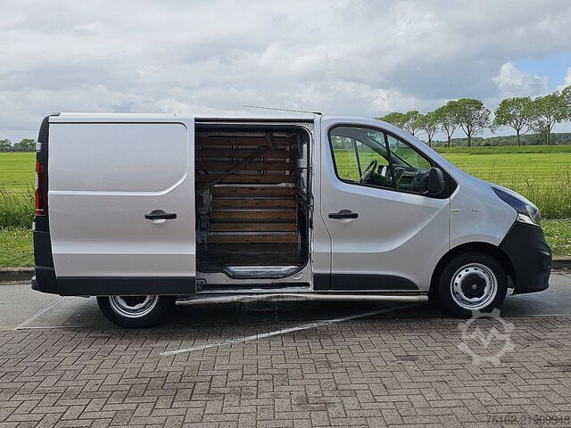 ハイルーフステーションワゴン OPEL VIVARO 1.6