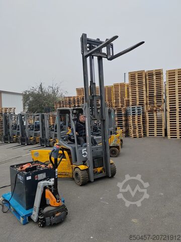 Listrik – 4 roda Jungheinrich EFG320 no battery ( 3 st paket )