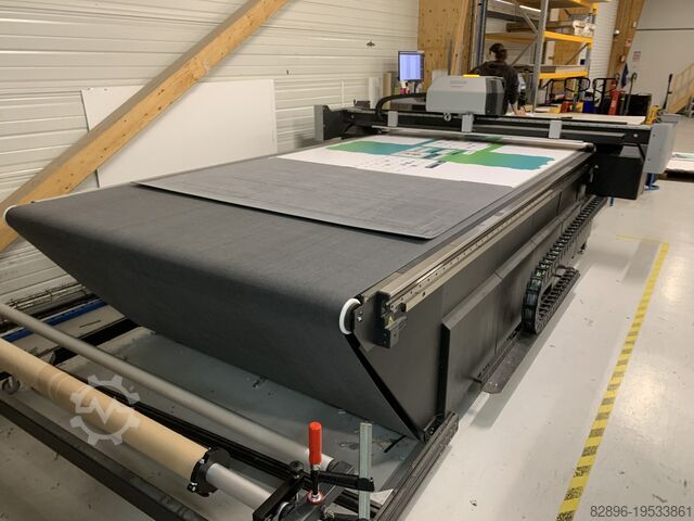 Multifunctionele superbrede digitale snijmachine ESKO Kongsberg C24