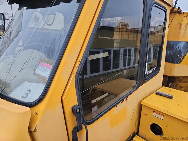 Съчленен самосвал Moxy MT 41