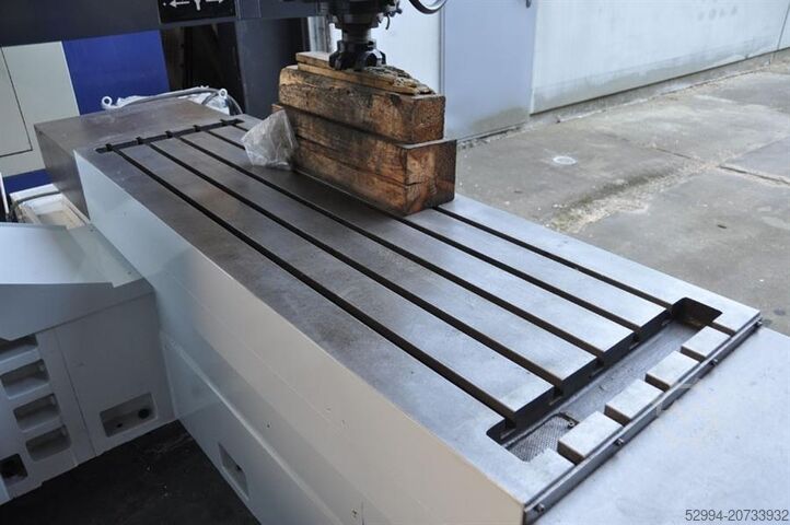 Fraiseuses à banc fixe avec table mobile et CNC CME BF-01 X: 1800 - Y: 700 - Z: 600mm