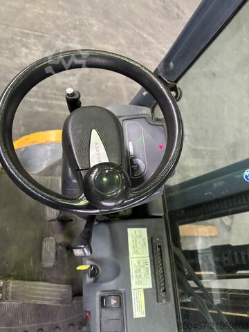 Carrelli elevatori a GPL Jungheinrich TFG425 5m/ 4466mh/ 2010y