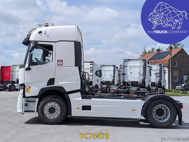 Standard-SZM Renault T 520