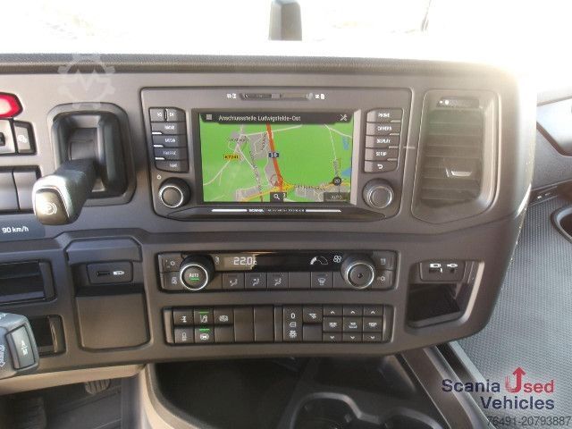 Standardowy ciągnik siodłowy Scania S 460 A4x2NA