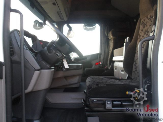 Ciężarówka do przewozu materiałów niebezpiecznych Scania R 460 A4x2NA Schubbodenhydraulik