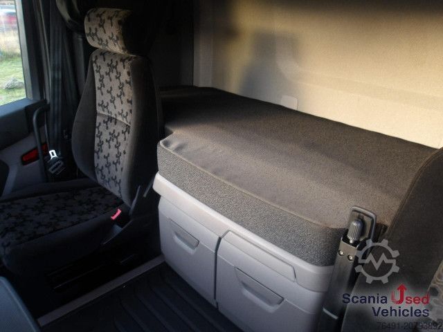 Ciężarówka do przewozu materiałów niebezpiecznych Scania R 460 A4x2NA Schubbodenhydraulik