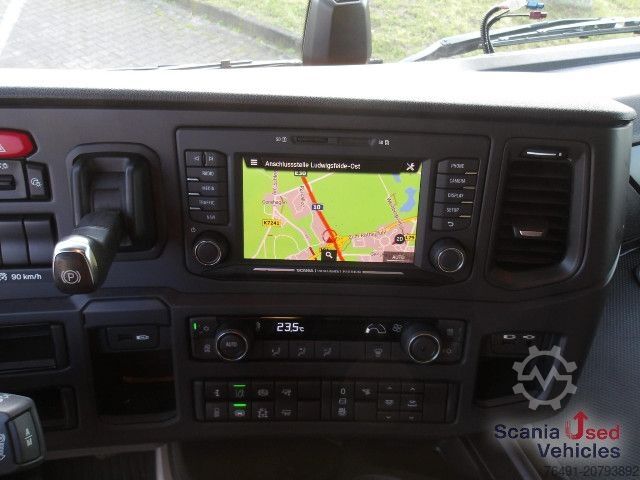 Ciężarówka do przewozu materiałów niebezpiecznych Scania R 460 A4x2NA Schubbodenhydraulik