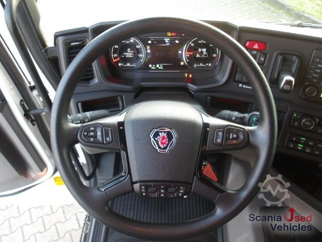 Ciężarówka do przewozu materiałów niebezpiecznych Scania R 460 A4x2NA Schubbodenhydraulik