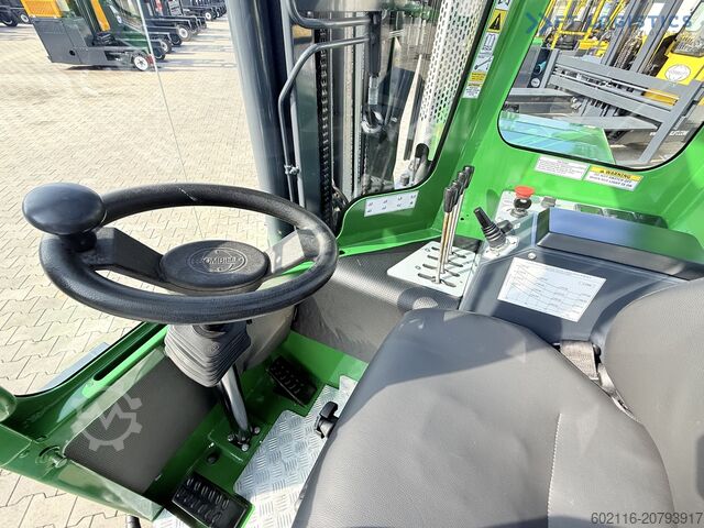 Wózek widłowy czterokierunkowy Combilift C2500 TRIPLEX 4900 Width: 1900 mm GAS