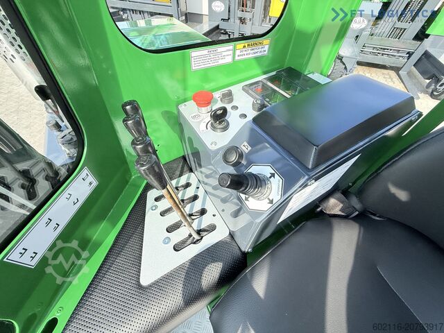 Wózek widłowy czterokierunkowy Combilift C2500 TRIPLEX 4900 Width: 1900 mm GAS