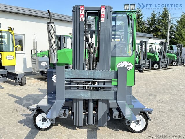 Wózek widłowy czterokierunkowy Combilift C2500 TRIPLEX 4900 Width: 1900 mm GAS