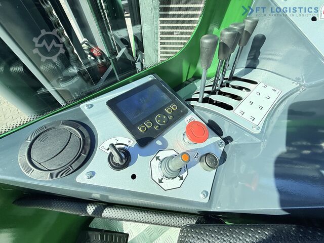 Wózek widłowy czterokierunkowy Combilift C4500 DIESEL TRIPLEX 4900 NEW MODEL