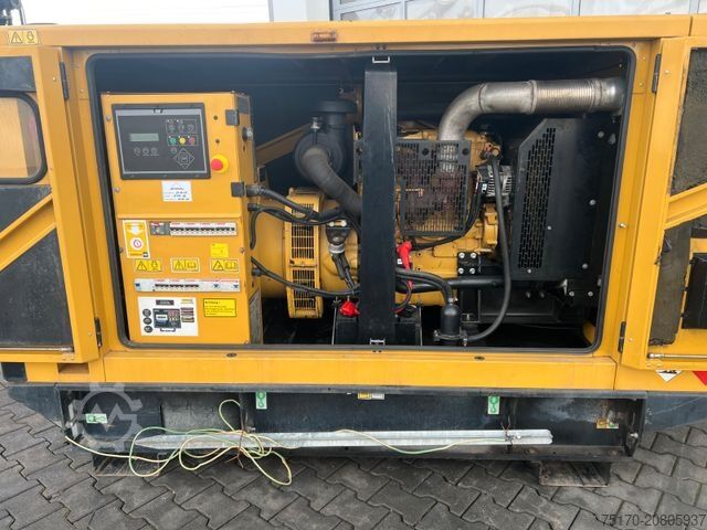 Outro CATERPILLAR DE110E2 Stromerzeuger / 100KVA / 2016 / 16.703h
