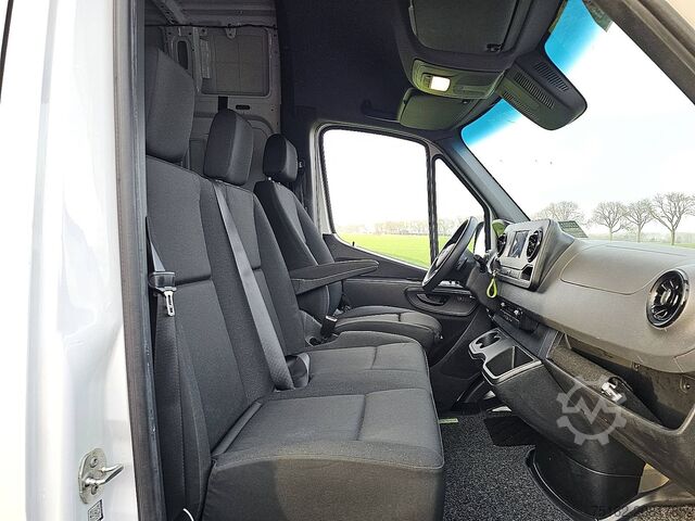 Camioneta familiar de techo alto MERCEDES-BENZ SPRINTER 315 L3H2 Mbux Automaat!