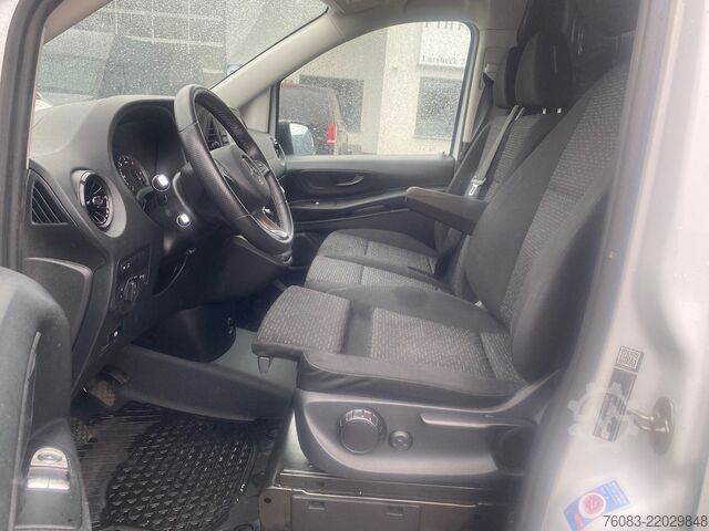 पैनल वैन MERCEDES-BENZ Vito 114 CDI 2xSchiebetür Navi Klima Kamera