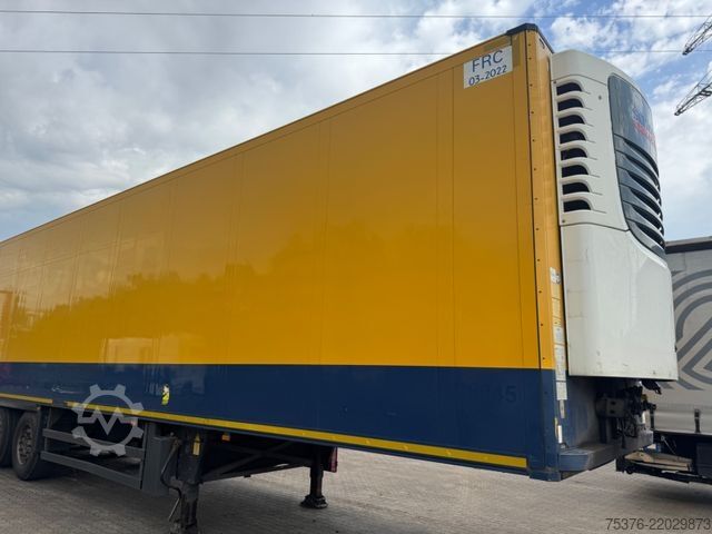 냉장 세미트레일러 SCHMITZ CARGOBULL SKO 24