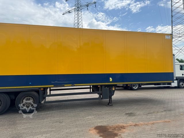 냉장 세미트레일러 SCHMITZ CARGOBULL SKO 24
