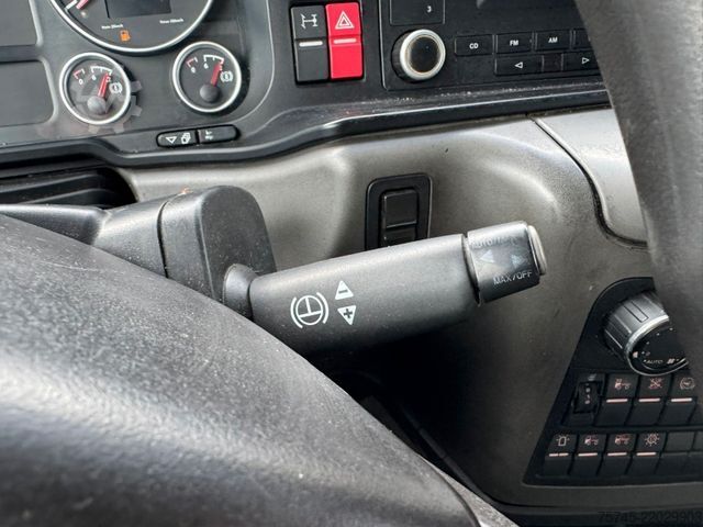 Prostorninska vlačilna enota MAN TGX 18.440 * VOLUMEN * 2 X TANK * RETARDER *