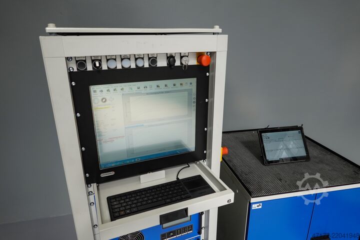 Vehicle vibration testing AKE Shakersystem for Vehicles NVH Prüfstand