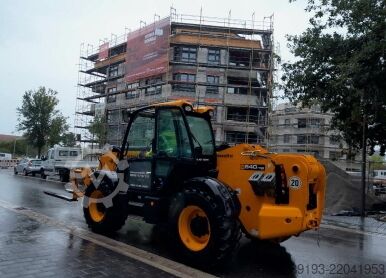 Teleskopstapler JCB 540-140