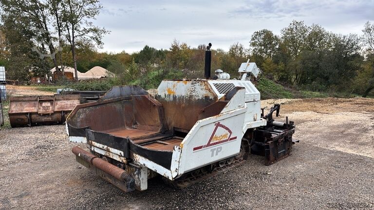 Asphaltfertiger Fortress Allat 450P