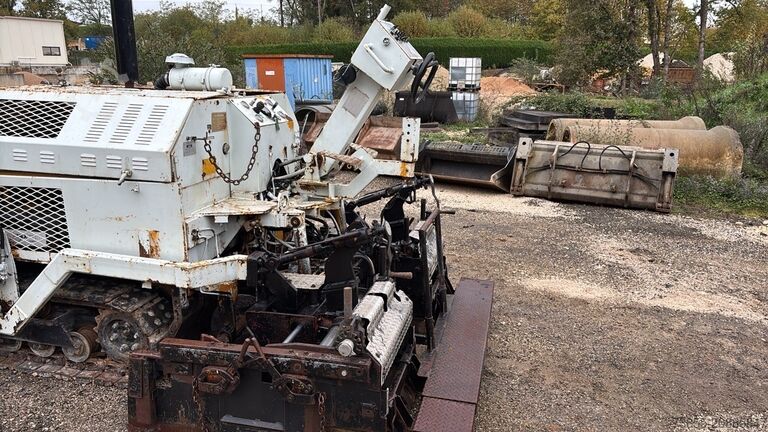 Asphaltfertiger Fortress Allat 450P