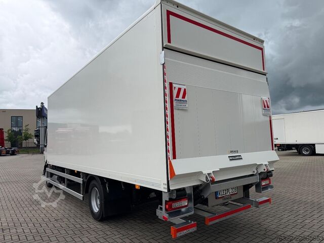 Koffer Renault D 12 MED P 4X2 240E6