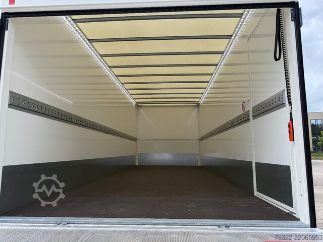 Koffer Renault D 12 MED P 4X2 240E6