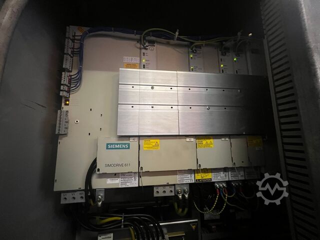 MACHINING CENTAR HERMLE c 800 v