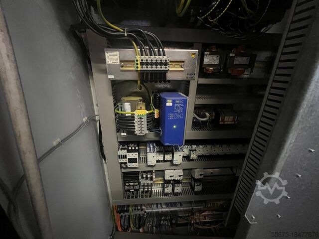 MACHINING CENTAR HERMLE c 800 v