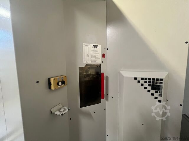 MACHINING CENTAR HERMLE c 800 v