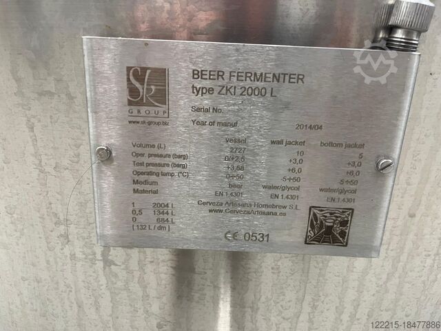 SK Group & Céspedes 20HL pivniță de fermentație și depozitare (2014) SK Group & Céspedes Gär- und Lagerkeller