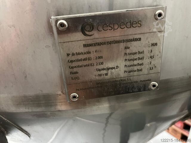 SK Group & Céspedes 20HL pivniță de fermentație și depozitare (2014) SK Group & Céspedes Gär- und Lagerkeller